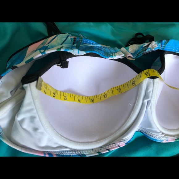 Brand new high-waist bikini - Picture 4 of 7